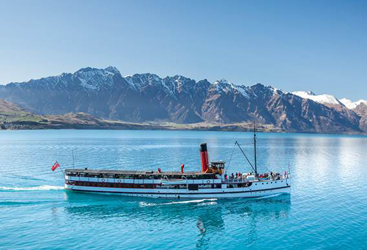 The TSS Earnslaw in Lake Wakatipu