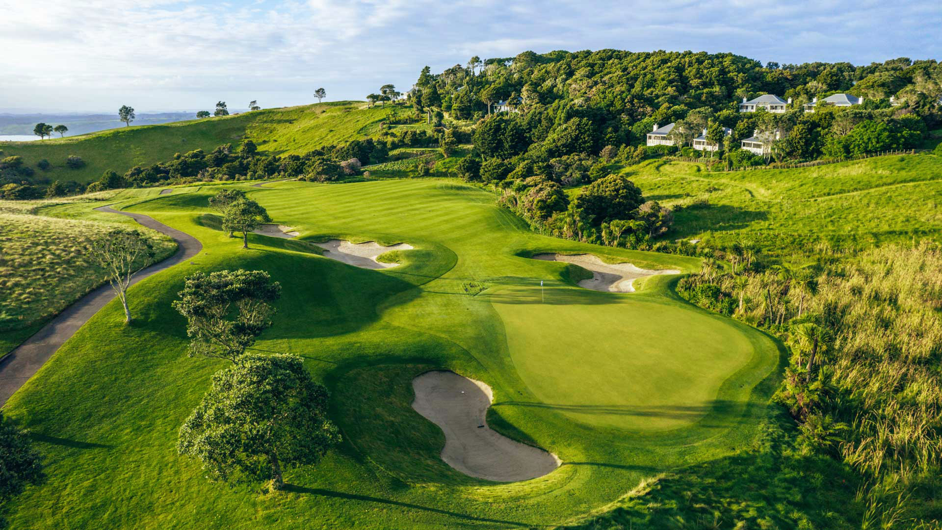 Golf at Kauri Cliffs Northland