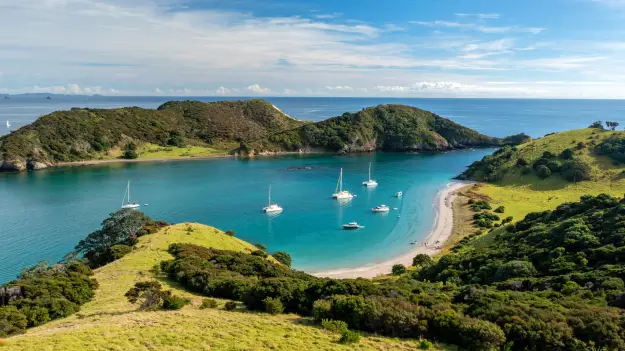Waewaetorea Passage at the Bay of Islands